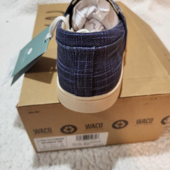 NEW REVITALIGN Women's Lydia Patchwork Sneaker Denim SIZE 8 - Picture 3 of 6